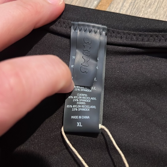 NWT SKIMS Mid Waist Swim Bottom size XL - Picture 6 of 8